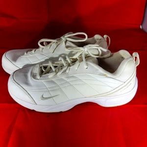 Nike Women's Shoes Air Airliner 315708-101 All White Running Walking Size 11